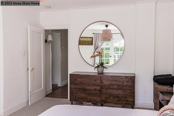 25master-bedroom-reverse