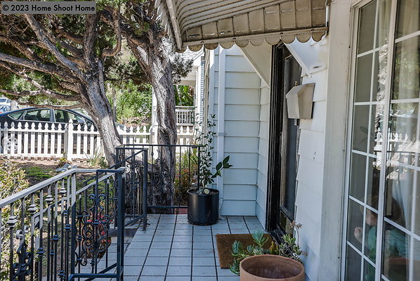 46front-porch-reverse