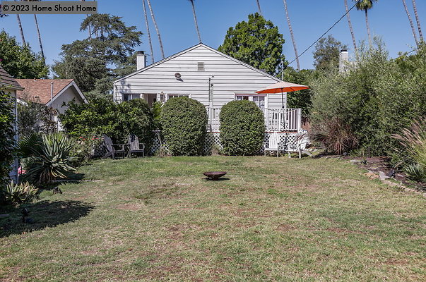 35backyard-reverse