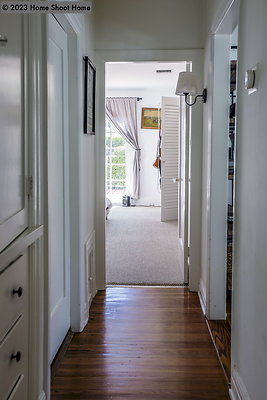 17hallway-reverse