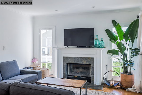 04living-room