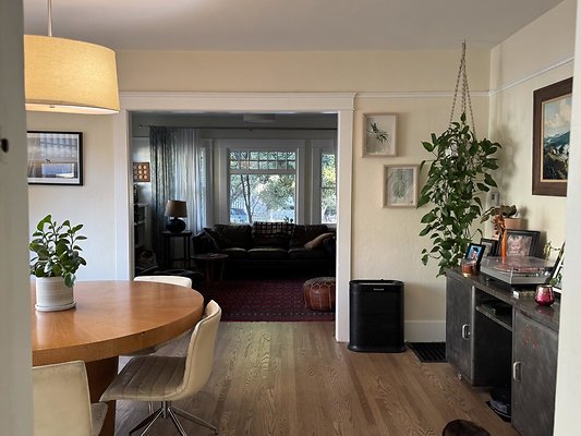 14001 dining 5