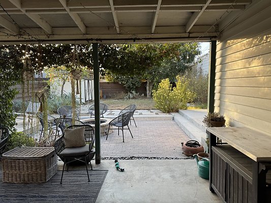 14001 patio 1