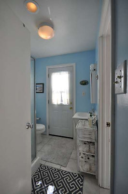 9836 bath 1