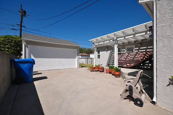 6354 garage 1