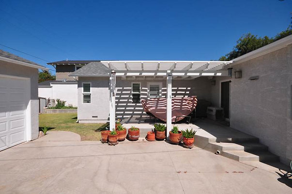 6354 patio 1