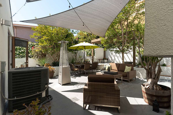 10561 patio 7