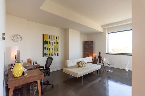 10561 office 1