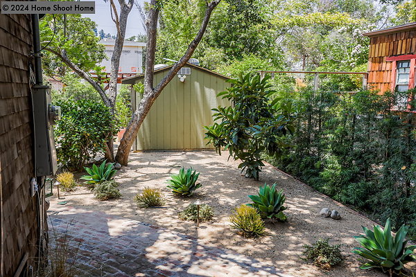 72side-porch-reverse