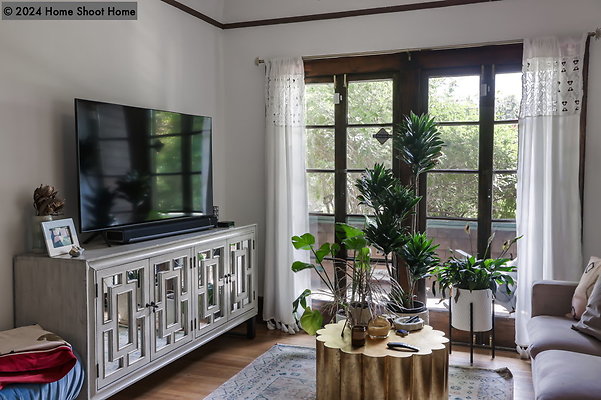 19family-room-alt