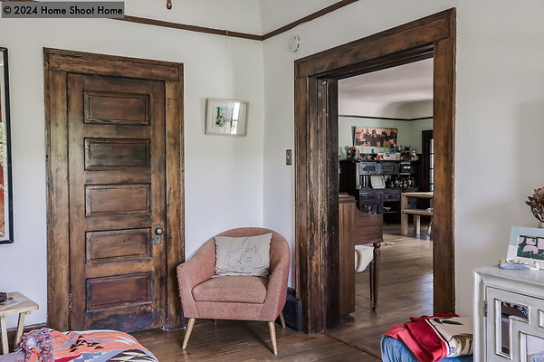 18family-room-reverse