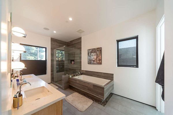 13972 bath 3