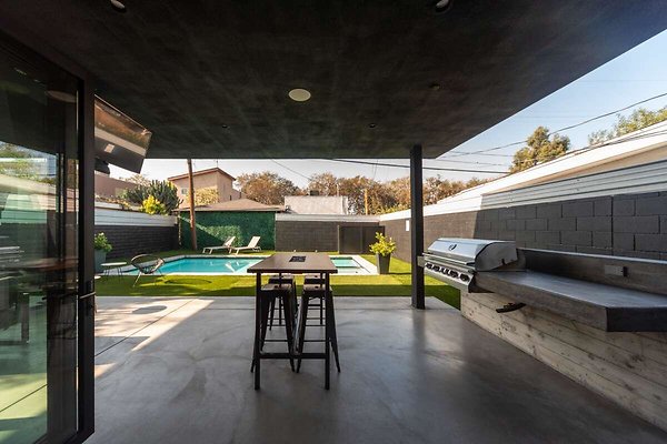 13972 patio 3
