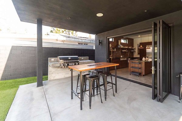 13972 patio 5