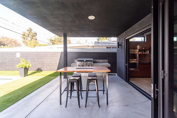 13972 patio 6