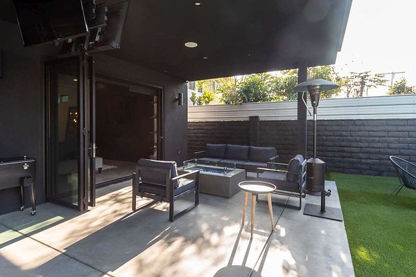 13972 patio 4