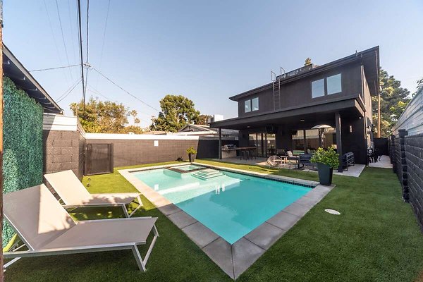 13972 pool 3