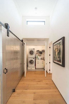 13972 laundry 1