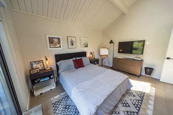 13604 bed 3