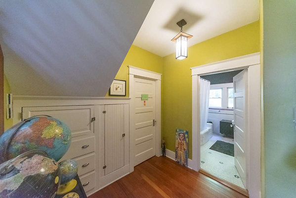 13768 hall 3