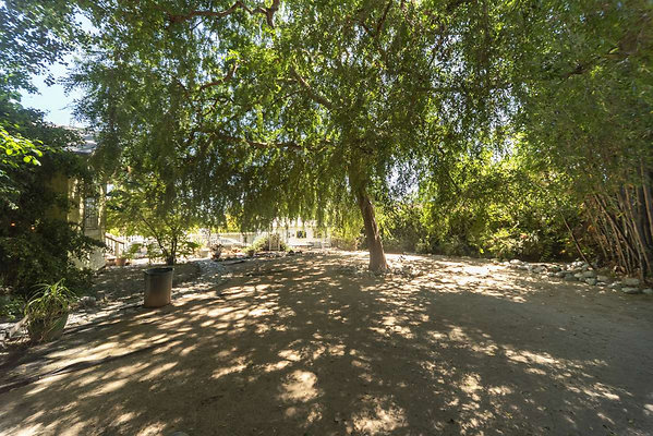 13768 garden 1