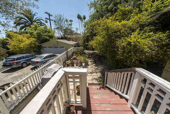 13768 patio 9