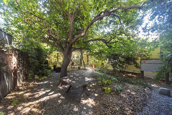 13768 patio 5