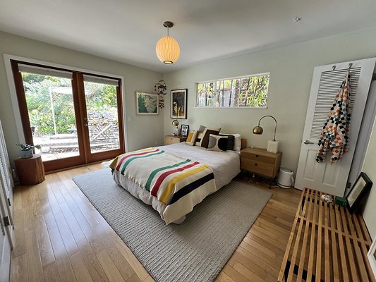 13714 bed 1