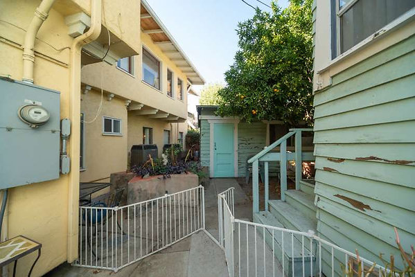 12550 patio 4