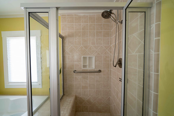 12550 bath 3
