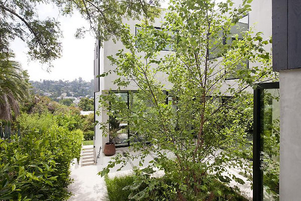 11739 patio 1