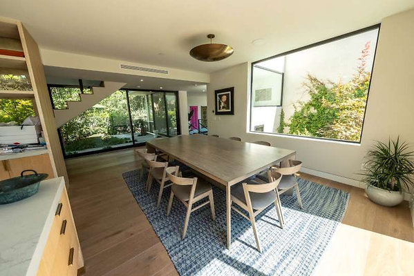 11739 dining 3