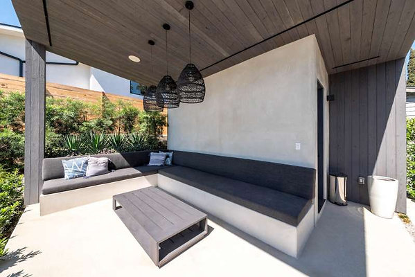 11739 patio 7