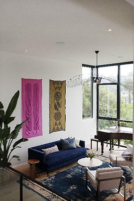 11739 living 8