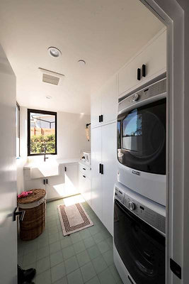 11739 laundry 1