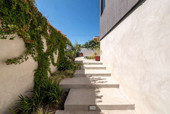 11739 garden 2