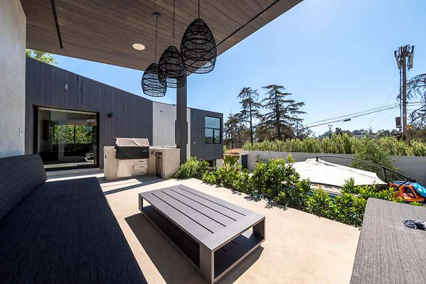 11739 patio 8