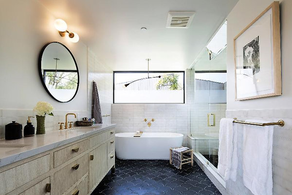 11739 bath 4