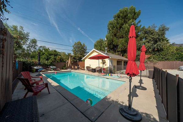 12511 pool 4