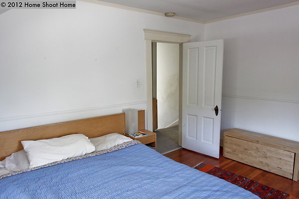14bedroom1-reverse