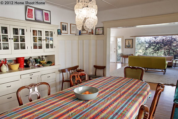 07dining-room-reverse