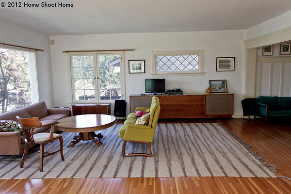 04living-room
