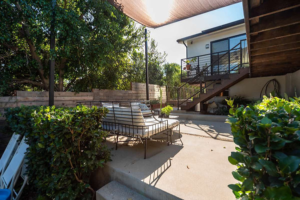 13054 patio 2