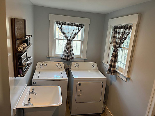 12201 laundry 2