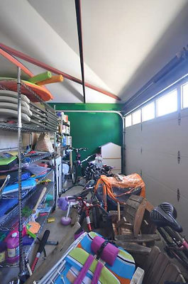 9301 garage 1