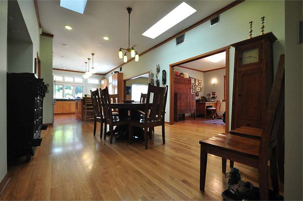 9301 dining 1