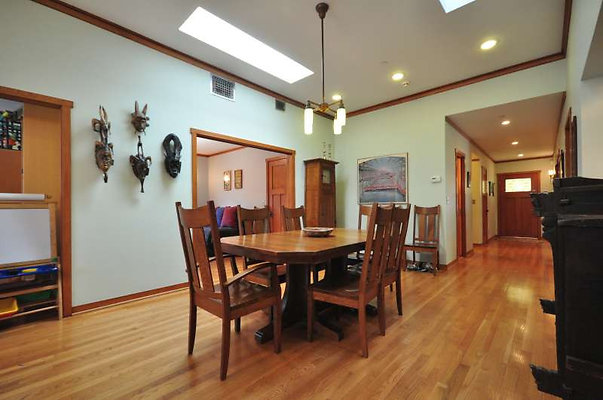 9301 dining 3