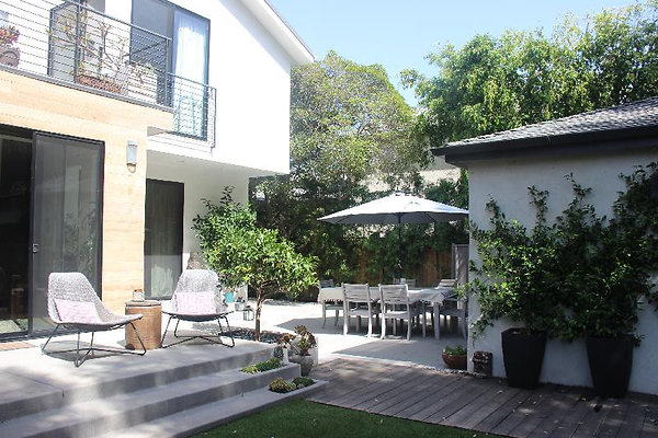9910 patio 2