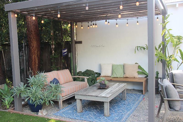 9910 patio 4