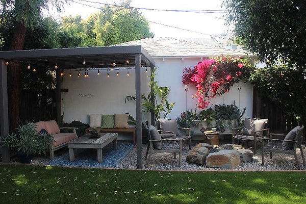 9910 patio 3
